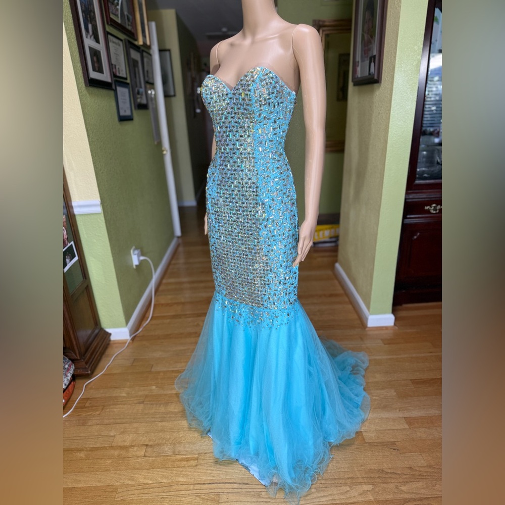 Terani Couture Prom Dress